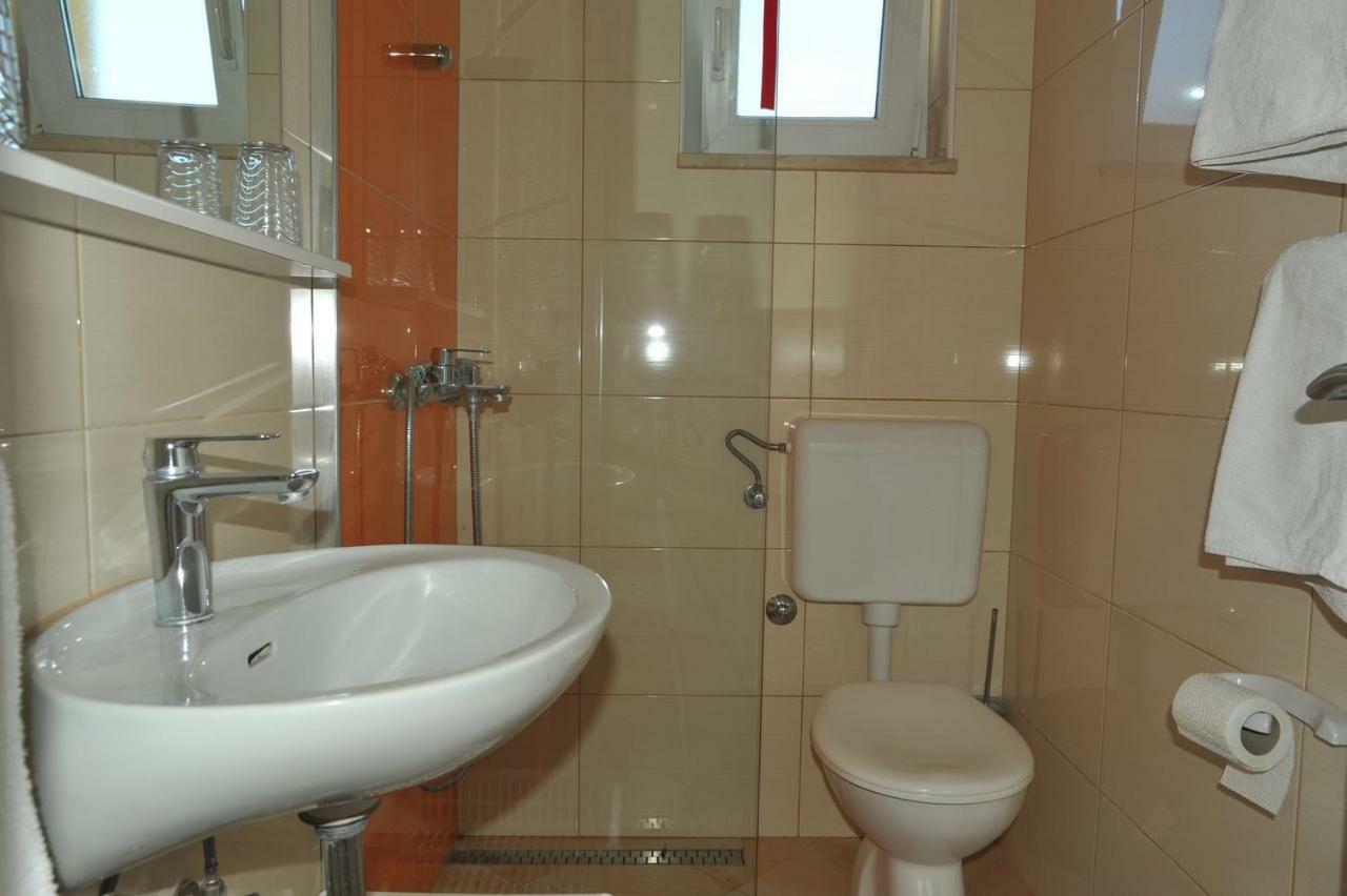 ויגאני Apartmani Jadranka מראה חיצוני תמונה